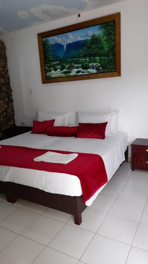 酒店 Eco-hotel Elina 4*